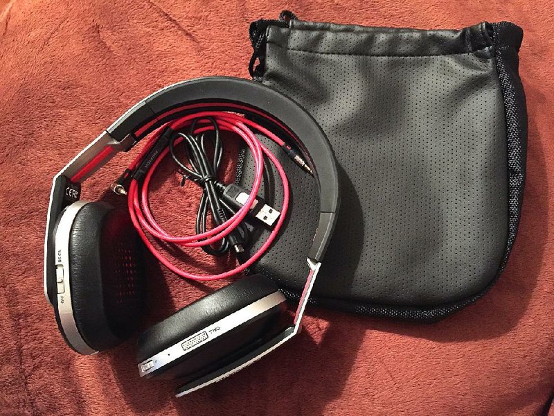 Special the the Arkansas Democrat-Gazette - 04/10/2015 - The Phiaton Chord Wireless MS 530 Active Noise Cancelling Headphones include an audio cord for use when the battery is exhausted, a USB charging cable and a pouch in which to carry it all. 