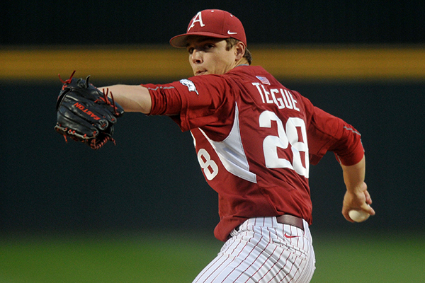 WholeHogSports - Teague's solid start lifts Hogs WholeHogSports - Teague's solid start lifts Hogs