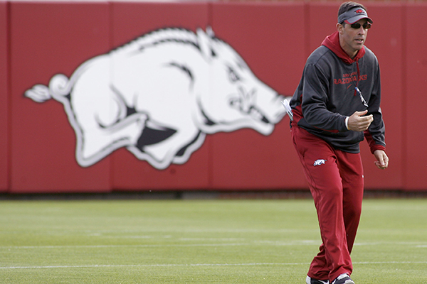 WholeHogSports - VIDEO: Players recap Day 4 of spring football practice