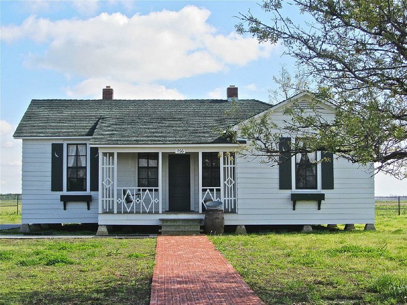 Special to the Democrat-Gazette/MARCIA SCHNEDLER The boyhood home of Johnny Cash outside Dyess is open to visitors