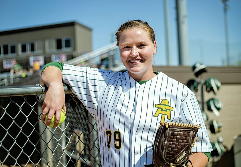 College softball Vaughan rises to occasion for Golden Suns