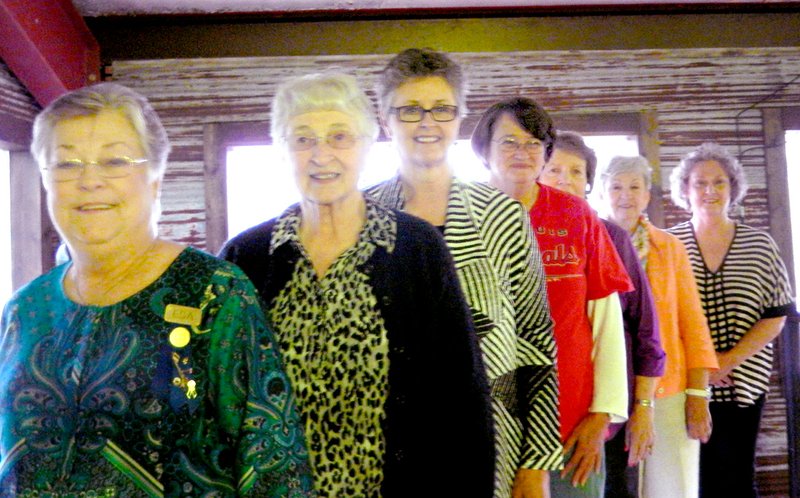 COURTESY PHOTO Installing officer Debbie Alumbaugh (left) conducted the ceremony installing 2015 Lambda Chi chapter of ESA officers. From left to right: Alumbaugh, Judy Duncan, president; Shirley Alps, vice president; Judy Rickett, secretary; Margie Edmonds, treasurer; Margarette Mitchell, parliamentarian; and Nancy Call, past president.
