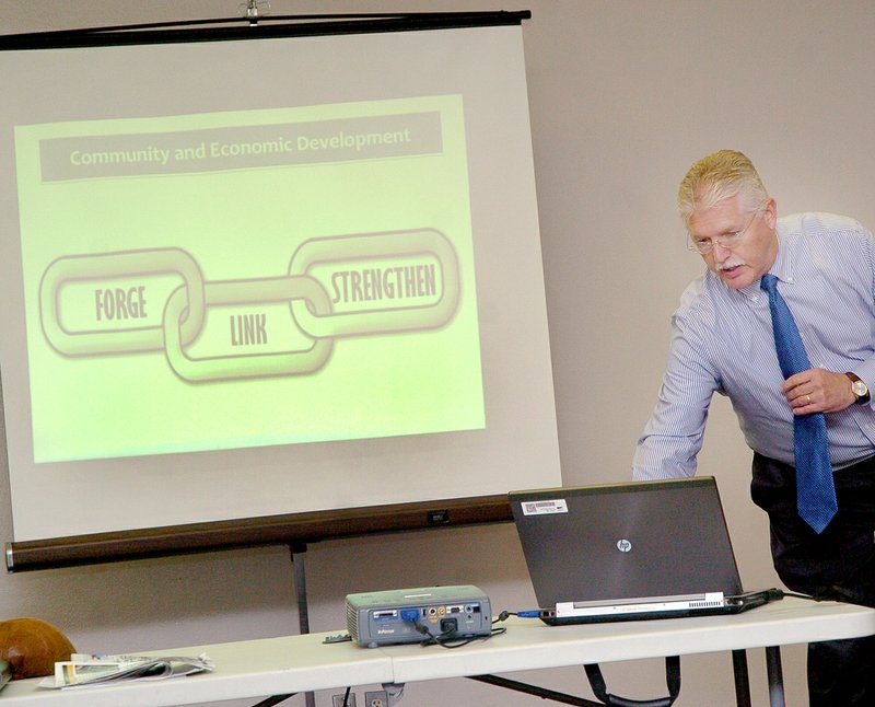 RICK PECK MCDONALD COUNTY PRESS Greg Batson, program support director for USDA Rural Development, gives a slide presentation at a recent meeting highlighting programs offered by Rural Development.