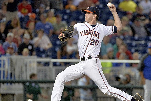 Peter Alonso leads Gators into College World Series (w/ video)