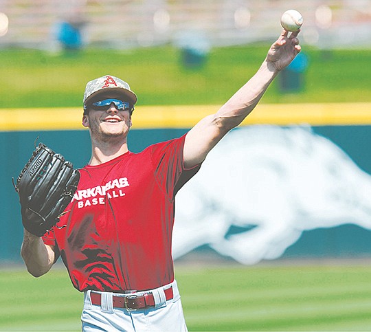Red Sox sign UA's Benintendi
