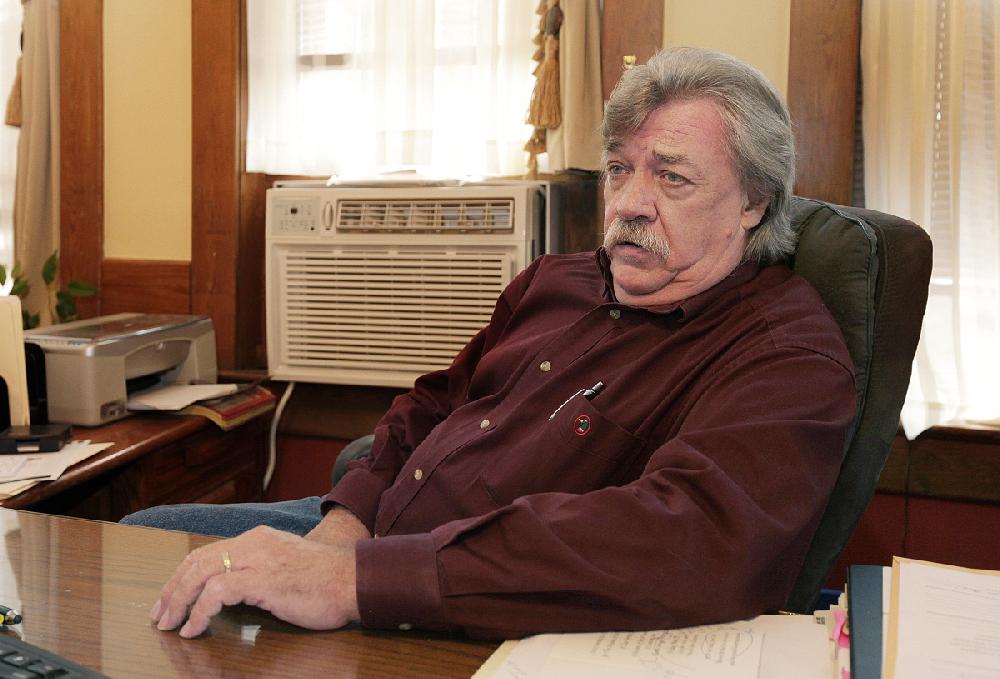 Berry reelected to third term as Eureka Springs mayor - Vimarsana News