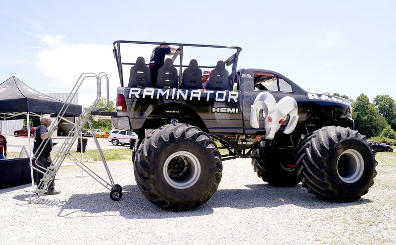 RITA GREENE/MCDONALD COUNTY PRESS Adults and children were given free rides on the Raminator at Smith Auto Group&#8217;s Block Party/Monster Truck Smash and Bash customer appreciation event Friday and Saturday, July 17-18 in Pineville.