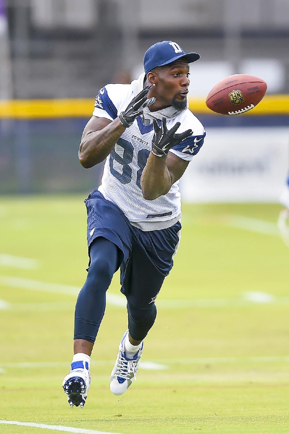 Dez Bryant signs five-year, $70-million deal with Dallas Cowboys