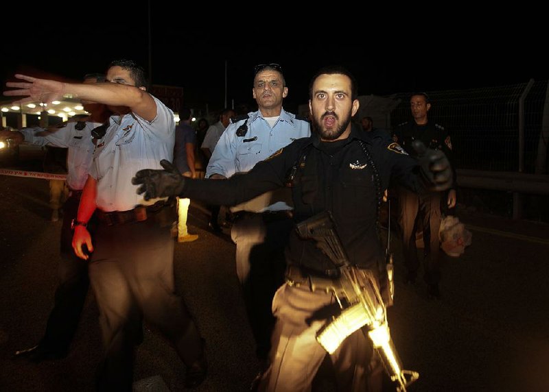 Israel arrests militant Jews in crackdown