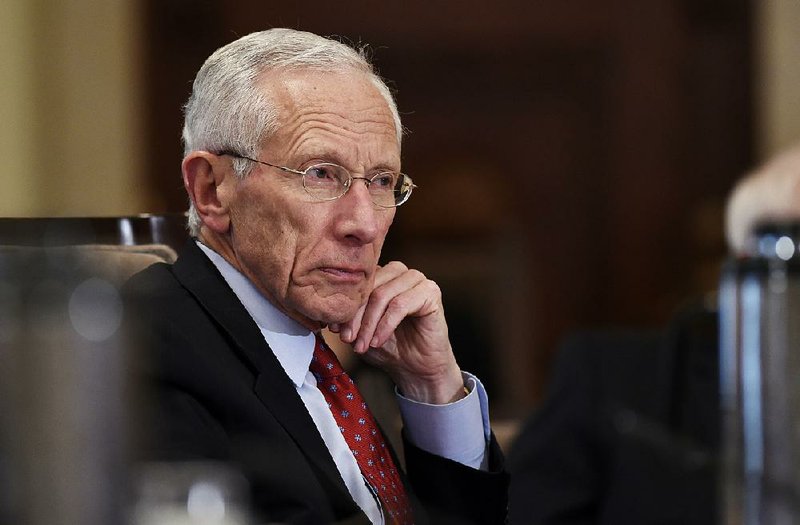 Federal Reserve Vice Chairman Stanley Fischer said that incoming economic data and market developments likely will determine whether the Fed boosts interest rates in September.