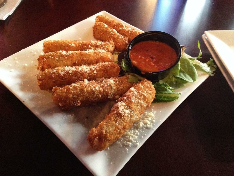 Skinny J’s kitchen, not a food service, makes the Argenta restaurant’s appetizer cheese sticks. 