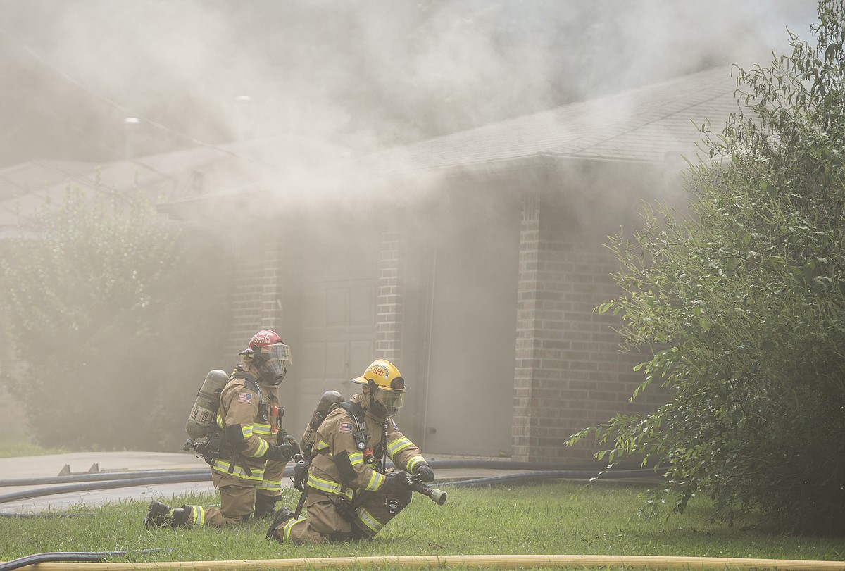 Springdale fire, police investigate fire as possible arson; one man ...