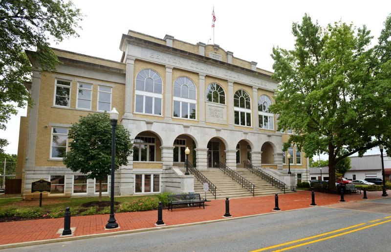 File Photo NWA Democrat-Gazette/BEN GOFF @NWABENGOFF A view from last month of the Benton County Courthouse on the Bentonville square.