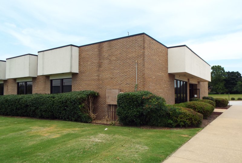 Photo by Randy Moll The Centennial Bank building in Gentry is being offered to the city of Gentry at a price less than the appraised value and the council voted to authorize a purchase contract to obtain the building and property for use as a new police station for the city.