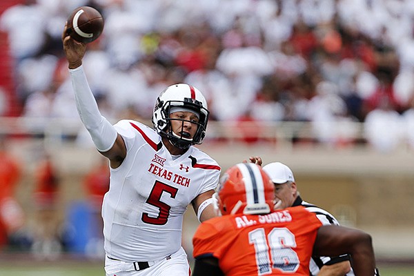Tech QB puts up video-game stats | Northwest Arkansas Democrat-Gazette