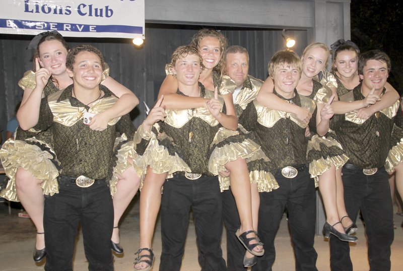 Clothesline Fair Draws Thousands