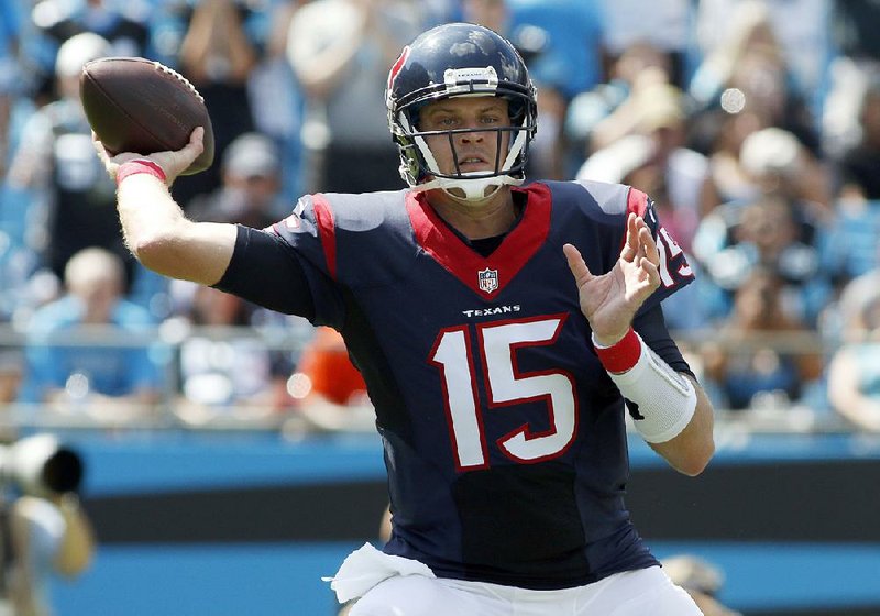 Houston Texans quarterback Ryan Mallett (Arkansas Razorbacks) passed for 244 yards and 1 touchdown and ran for a 6-yard touchdown against the Carolina Panthers on Sunday in his fi rst start of the season, but the Texans lost 24-17.
