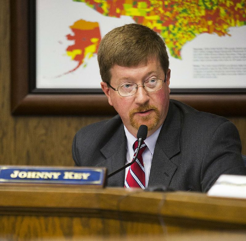 Arkansas Education commissioner Johnny Key speaks at a school board meeting October 8, 2015 in Little Rock. 