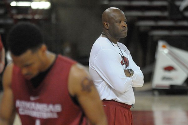 Arkansas coach Mike Anderson watches Saturday, Oct. 24, 2015, during practice in Bud Walton Arena. Arkansas opened practice to the public before the football Razorbacks' game with Auburn.