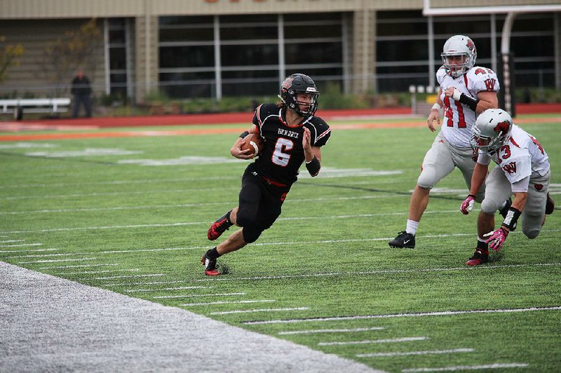 Hendrix junior Dayton Winn (6) has gained an NCAA Division IIIbest 2,527 all-purpose yards while leading the Warriors to the national playoffs for the first time.