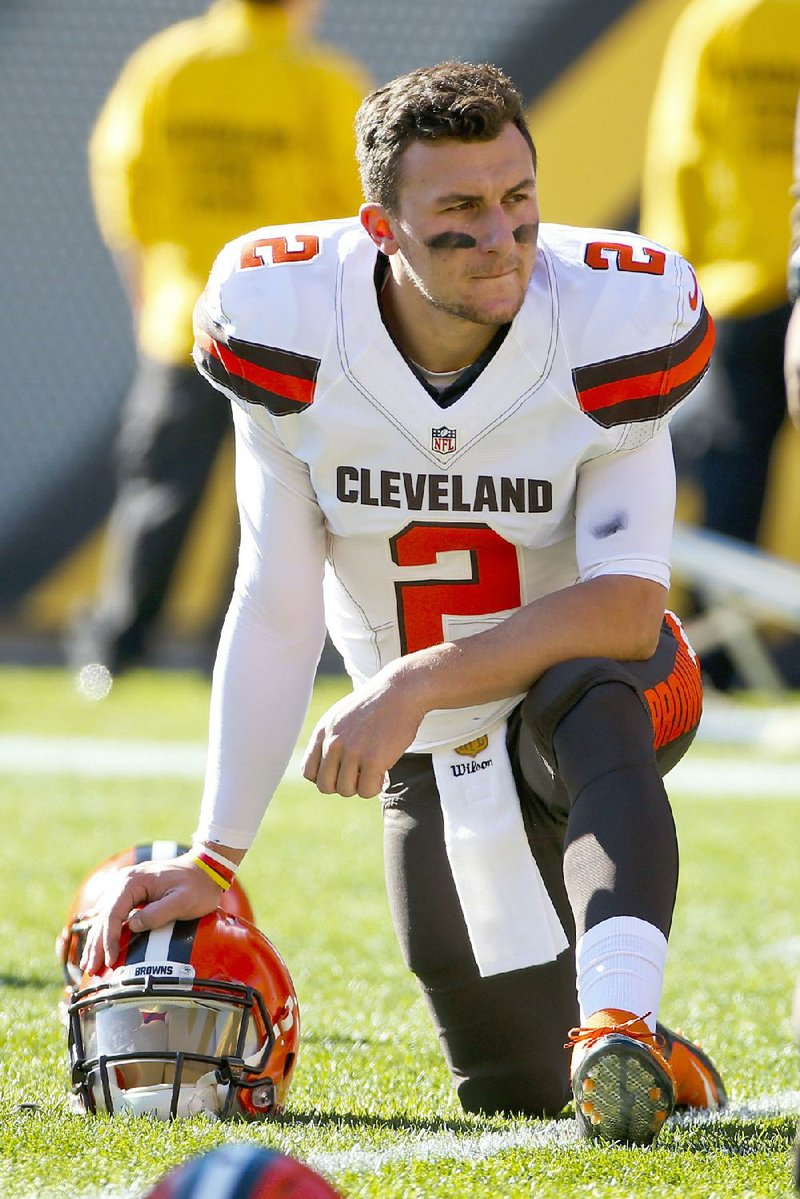 Cleveland Browns quarterback Johnny Manziel (2) warms up before an NFL football game against the Pittsburgh Steelers, Sunday, Nov. 15, 2015, in Pittsburgh. 