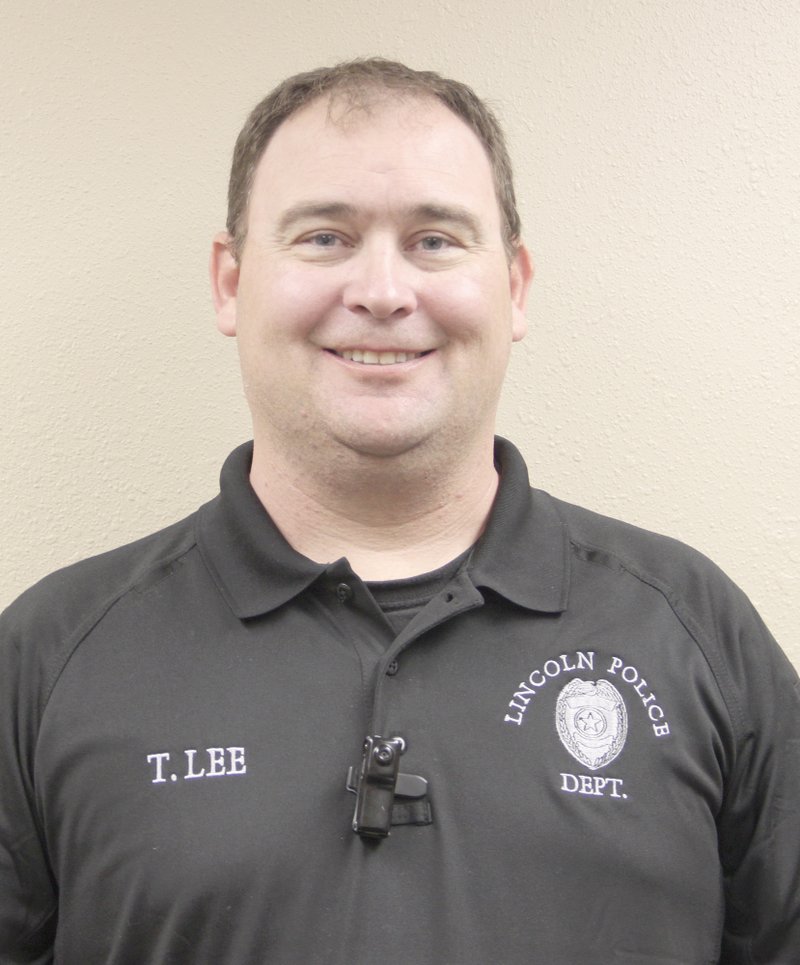 LYNN KUTTER ENTERPRISE-LEADER Lincoln Assistant Police Chief Tony Lee displays one of the department&#8217;s new body cameras. Lincoln now has five body cameras for its officers to use on calls.