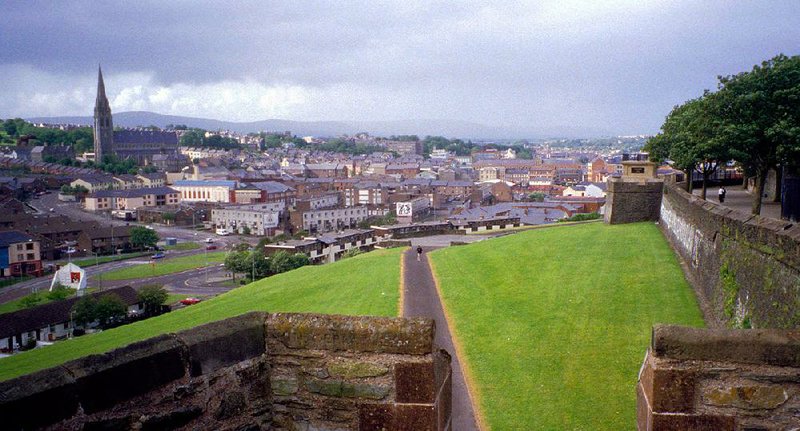 Derry’s 17th-century ramparts create a walkway around the old city with a panoramic view.