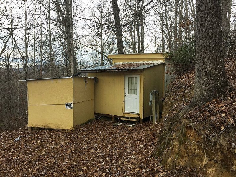 Planned Parenthood shooting suspect Robert Lewis Dear spent time in this small, remote shack near Black Mountain, N.C. A neighbor said that on the rare occasions Lewis spoke, nothing “was very cognitive.” 
