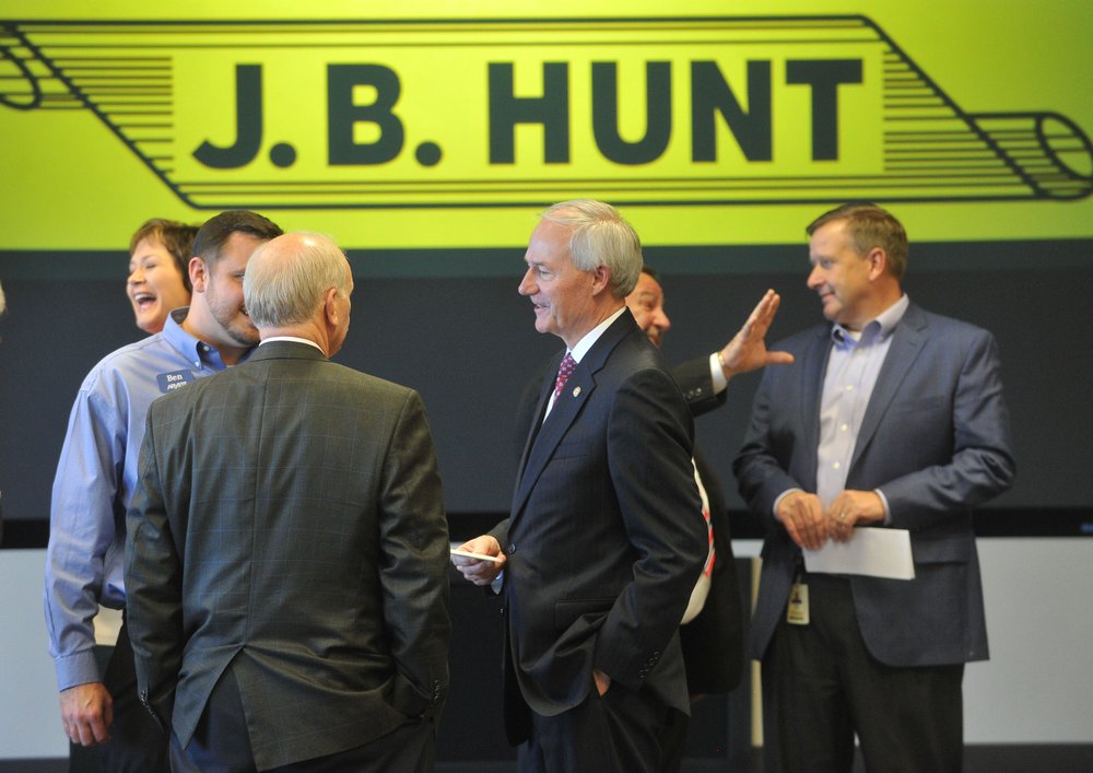 adding-1-000-jobs-j-b-hunt-declares