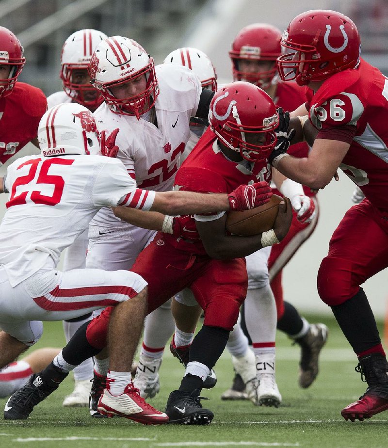 Rivercrest’s Cecil Langston set a single-season state rushing record with 3,202 yards, but he found the going difficult for much of Saturday’s game.