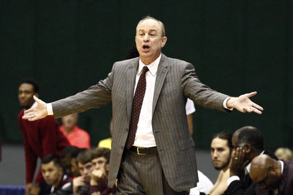 Wholehogsports Howland Has History With Hogs