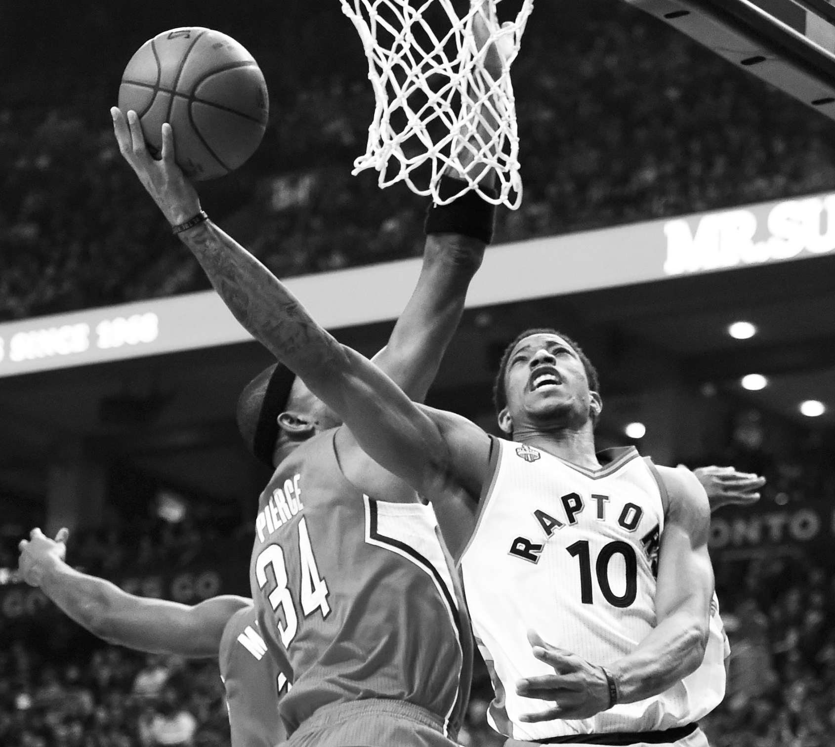 Raptors Top Clippers For 8th Straight Victory