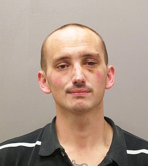 Pursuit of stolen vehicle leads to felony charges for local man | Hot ...