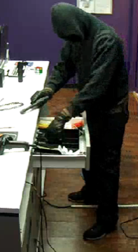 Little Rock police are looking for the man who robbed the Metro PCS store on Geyer Springs Road.