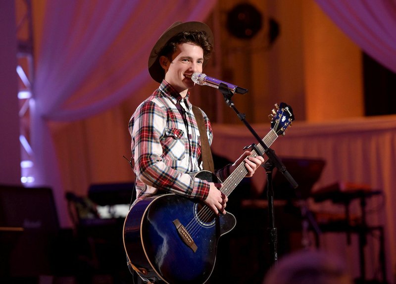 Bentonville native Thomas Stringfellow, 17, performs during the Wednesday, Feb. 10, 2016, episode of "American Idol."