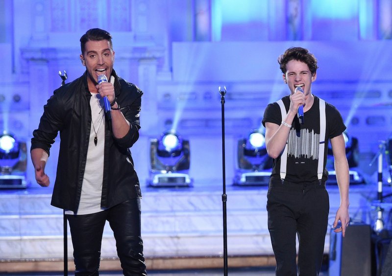 "American Idol" season 14 winner Nick Fradiani, left, performs with Bentonville native Thomas Stringfellow, 17, during the Thursday, Feb. 11, 2016, episode. 
