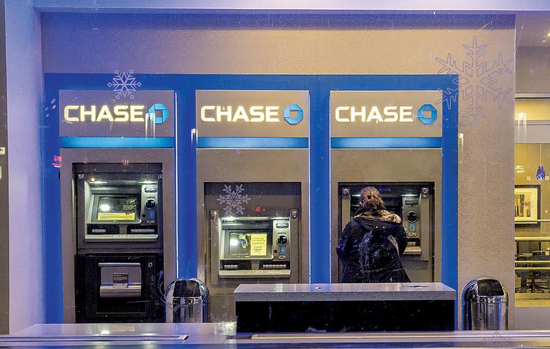 JPMorgan Chase, one of the nation’s larger banks, will start installing automated teller machines that allow customers access to cash using their smartphones instead of debit cards. 