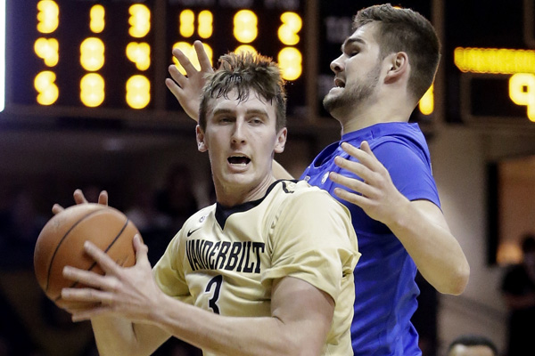 WholeHogSports - Vanderbilt Upsets Kentucky