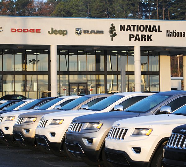 National Park Chrysler wins 2016 Dealer of the Year Award from DealerRater Hot Springs