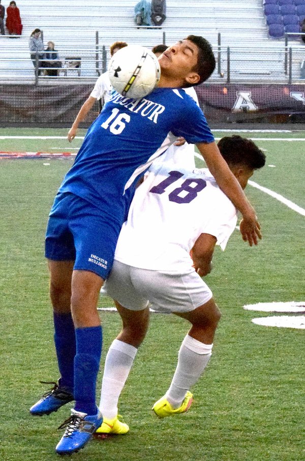 Decatur loses to Fayetteville in battle of the Bulldogs soccer match ...