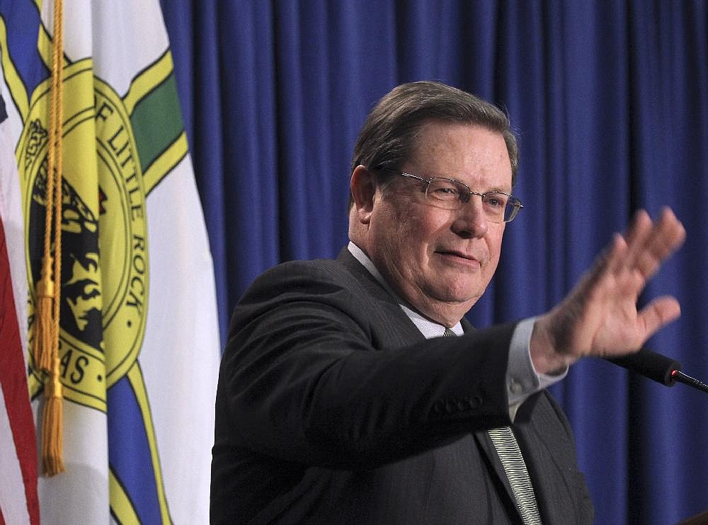 Little Rock mayor tells of plan to offer city ID cards | Northwest ...