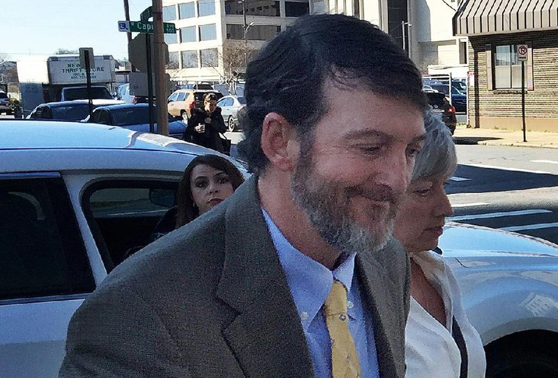 Federal Appeals Panel Upholds Ex Arkansas Judges Bribery Conviction The Arkansas Democrat
