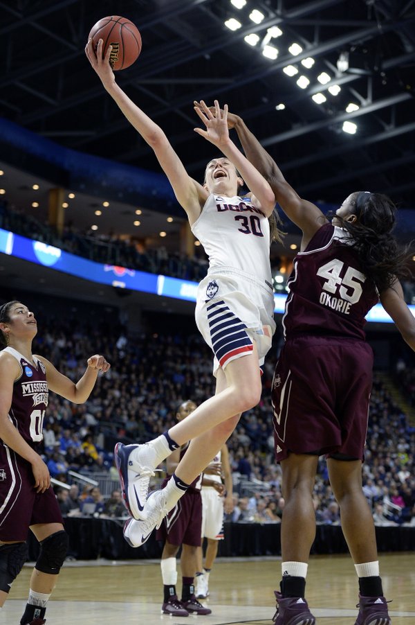 No. 1 UConn Routs Mississippi State In Record Fashion, 98-38 | Hot ...