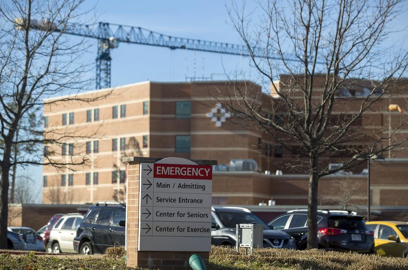 NWA Democrat-Gazette/JASON IVESTER Construction continues on Thursday, Jan. 29, 2016, on additions to Washington Regional Medical Center in Fayetteville.