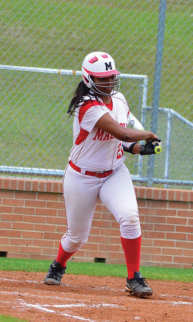 Lady Panthers have no trouble in softball battle | Magnolia Banner News