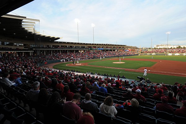Fans fill the seats to see Arkansas and Auburn Friday, March 25, 2016, at Baum Stadium in Fayetteville. 