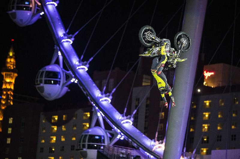 Freestyle motocross rider Mike Mason and his cohorts will put on an extreme show when Nitro Circus comes to War Memorial Stadium.
