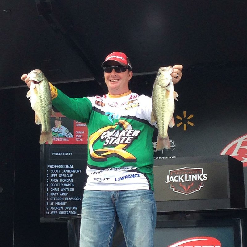 Scott Canterbury of Springville, Ala., surged to the lead in the third round of the Wal-Mart FLW bass tournament Saturday at Beaver Lake. The championship round is today.