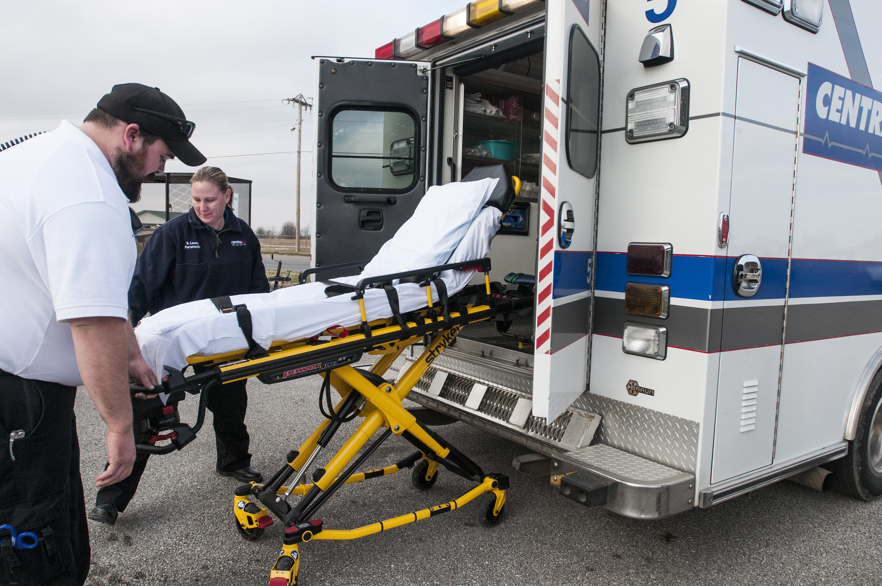 gurney ambulance