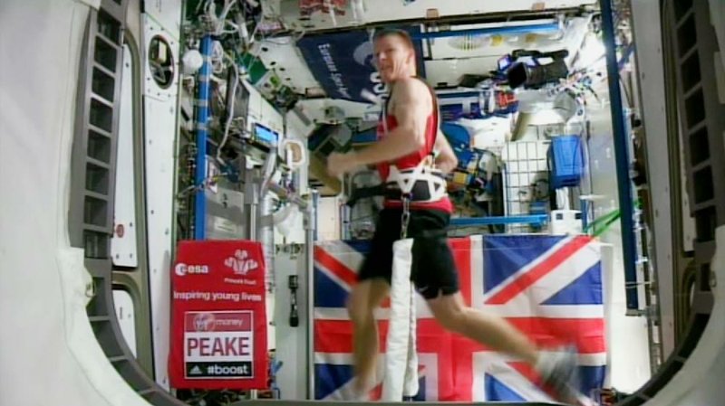 British astronaut Tim Peake ran the London Marathon while strapped to a treadmill to counter the lack of gravity at the International Space Station on Sunday. Using a virtual-reality video complete with avatars depicting the London Marathon course, Peake completed the race in 3:35.21.